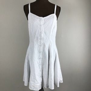 C & V Chelsea & Violet Button Front Embroidered Dress SZ L